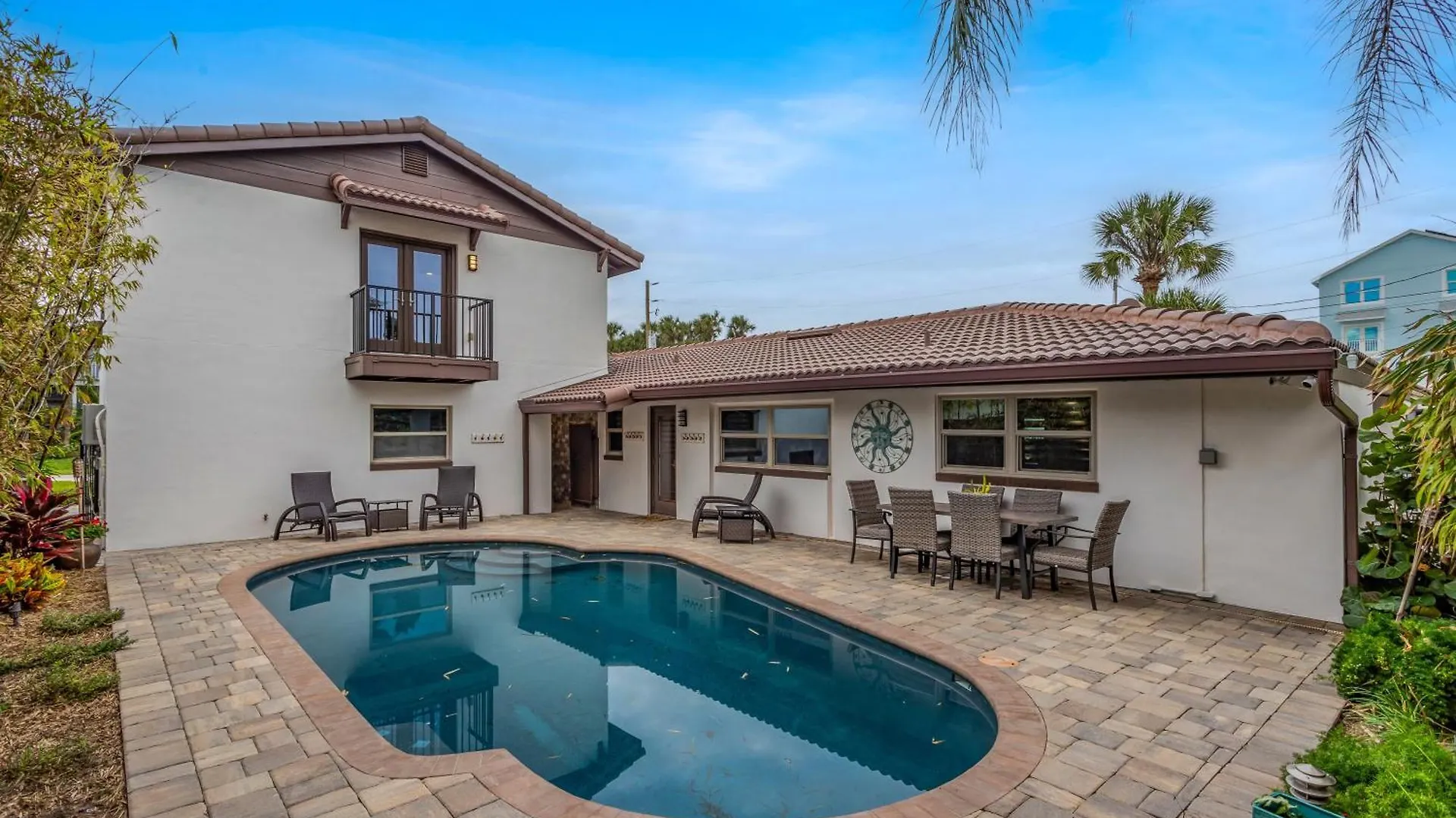 1426Na Dolce Vita Pool Across From Beach Access Daytona Beach